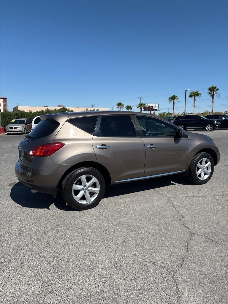 Nissan Murano S 2010