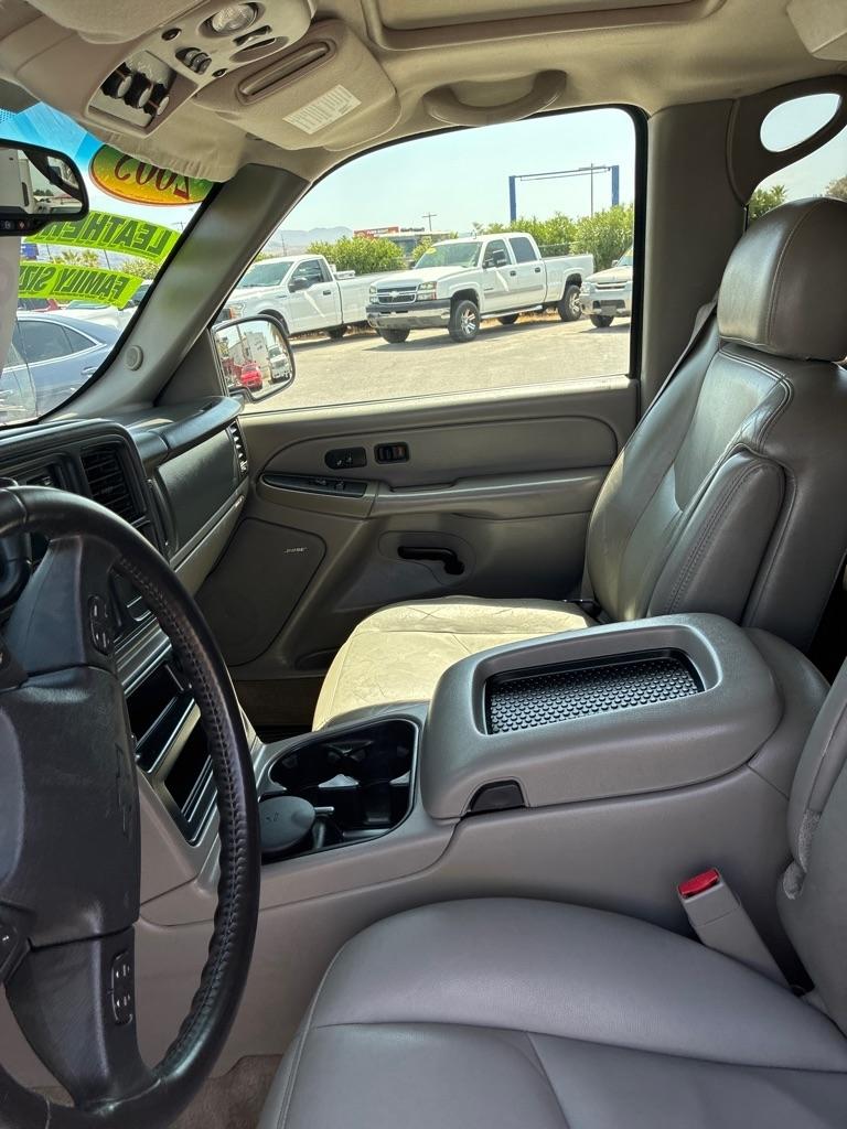 Chevrolet Tahoe 4WD 2005
