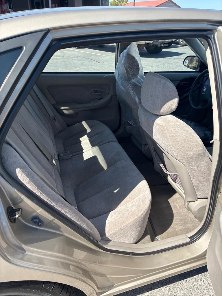 Hyundai Elantra GLS 5-Door 2006