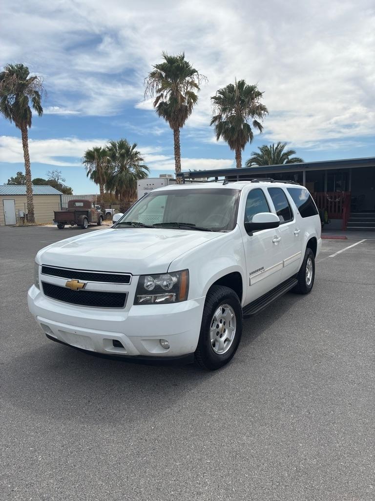 Chevrolet Suburban LT 1500 4WD 2012
