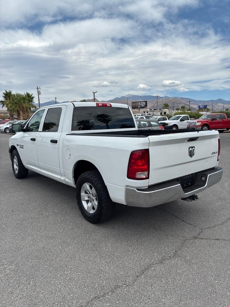 RAM 1500 Tradesman Crew Cab SWB 4WD 2017