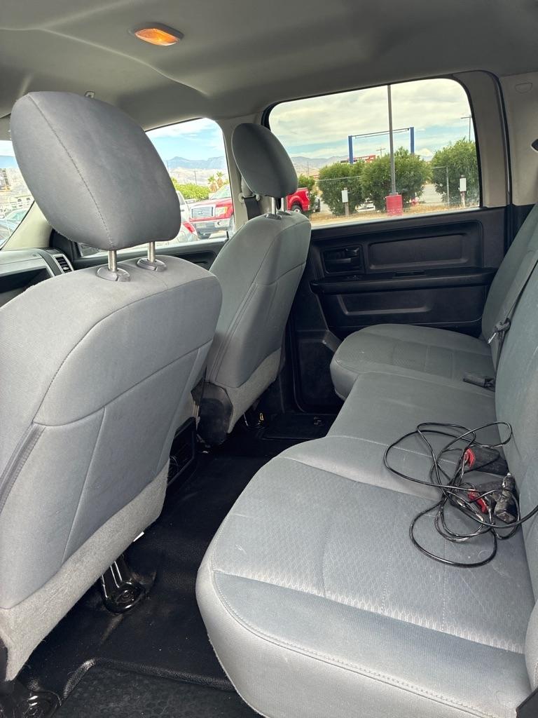 RAM 1500 Tradesman Crew Cab SWB 4WD 2017
