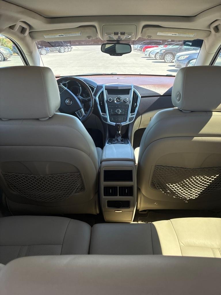 Cadillac SRX Luxury Collection 2011