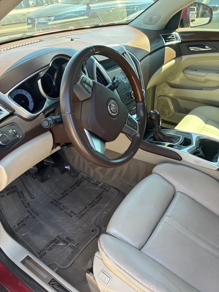Cadillac SRX Luxury Collection 2011