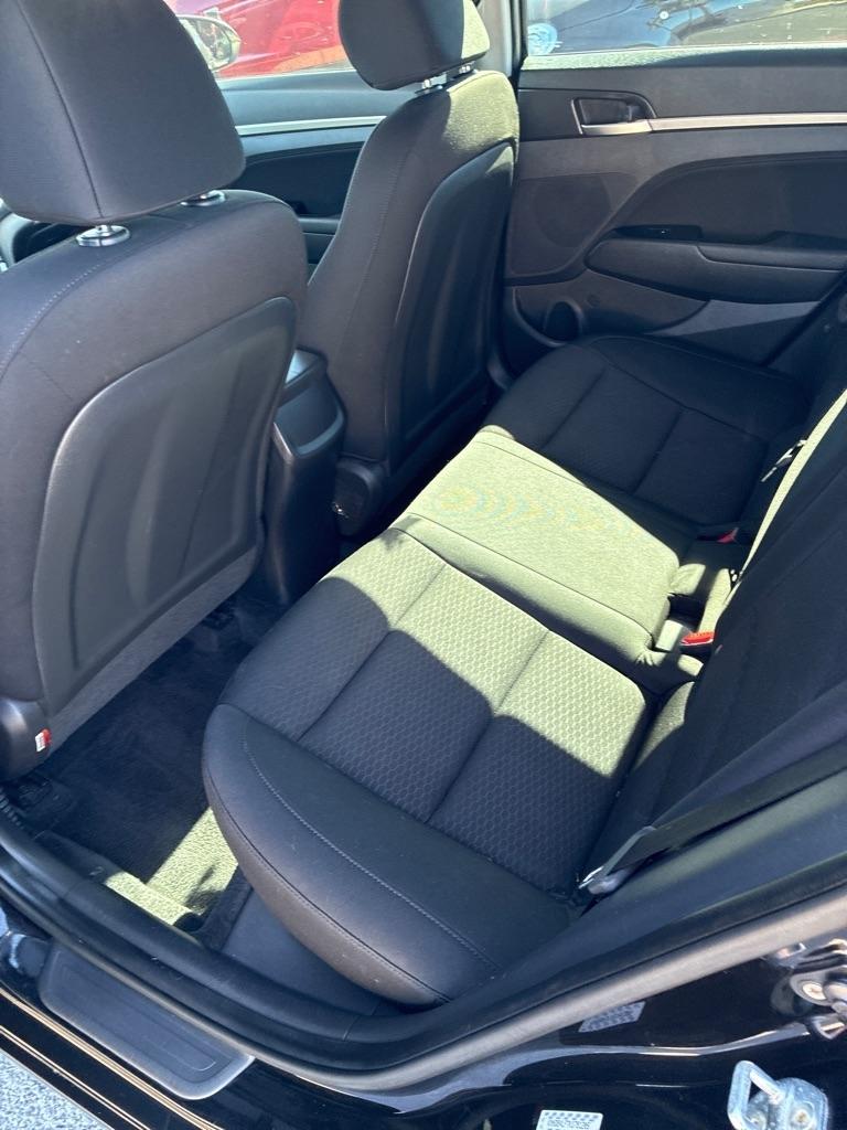 Hyundai Elantra Limited 2019