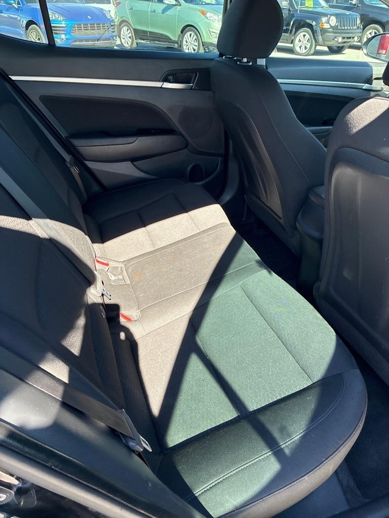 Hyundai Elantra Limited 2019