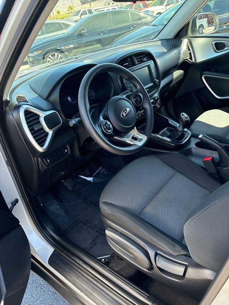 Kia Soul LX 6M 2020