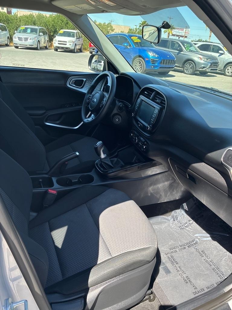 Kia Soul LX 6M 2020