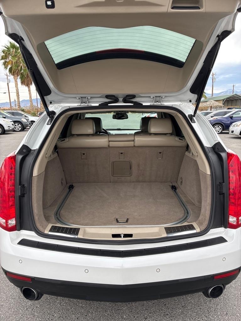 Cadillac SRX Luxury Collection 2011