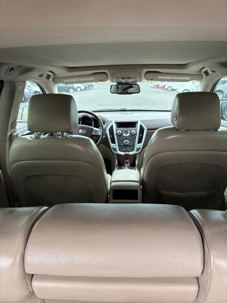 Cadillac SRX Luxury Collection 2011