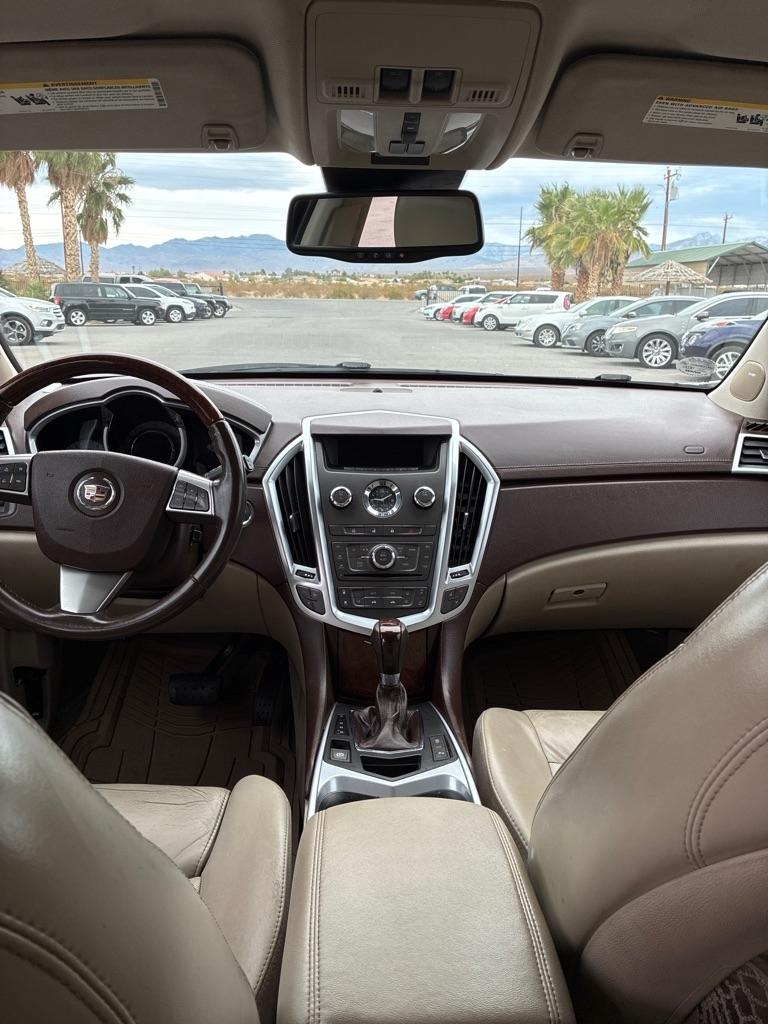 Cadillac SRX Luxury Collection 2011