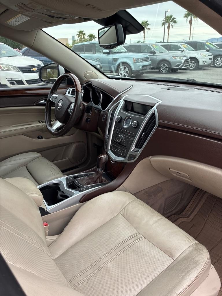 Cadillac SRX Luxury Collection 2011