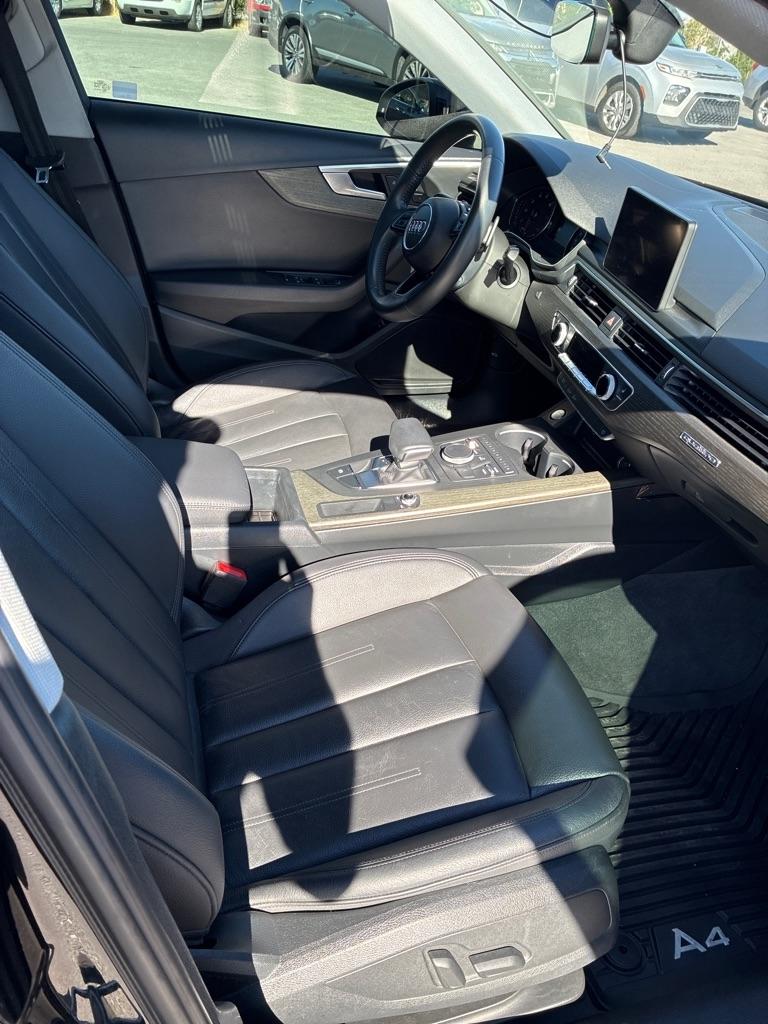 Audi A4 2.0 TFSI Premium quattro 7A 2019