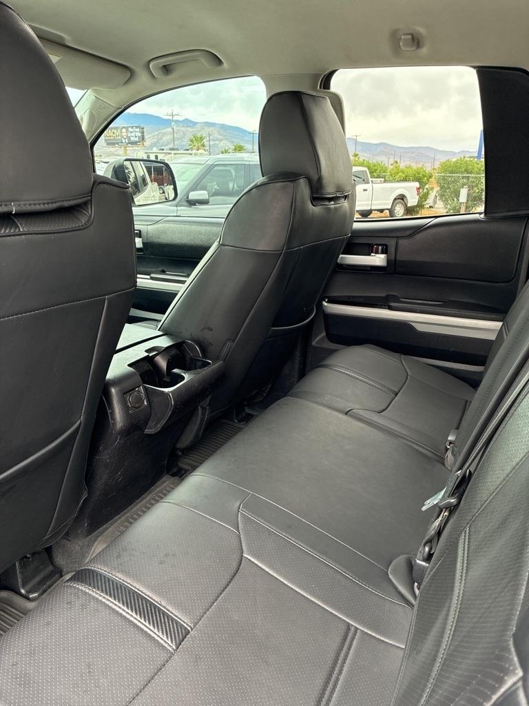 Toyota Tundra SR5 5.7L V8 Double Cab 4WD 2016
