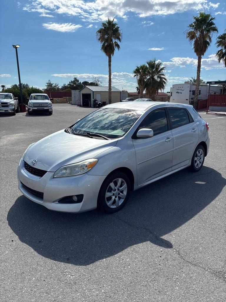 Toyota Matrix S 5-Speed AT 2012