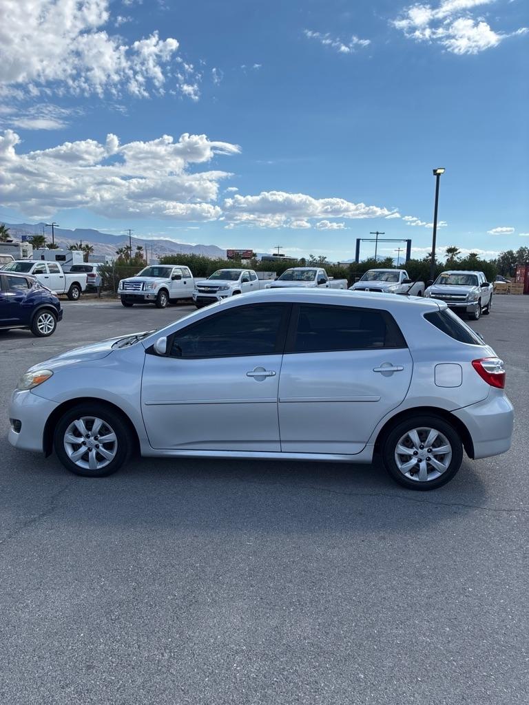 Toyota Matrix S 5-Speed AT 2012