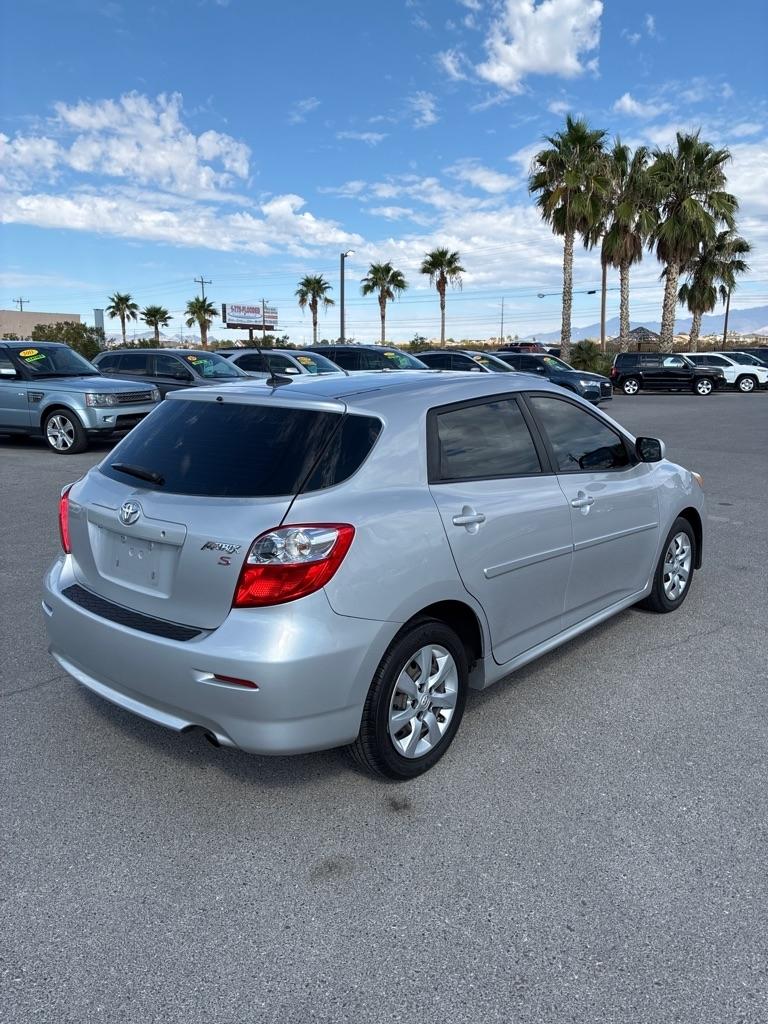 Toyota Matrix S 5-Speed AT 2012