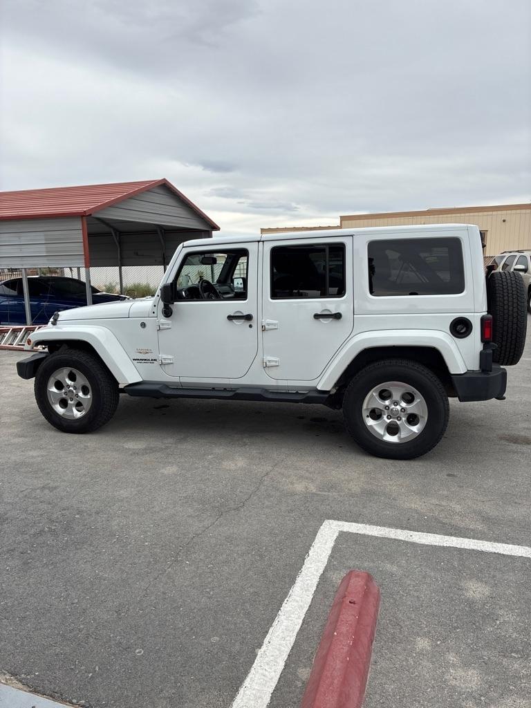 Jeep Wrangler Unlimited Sahara 4WD 2014