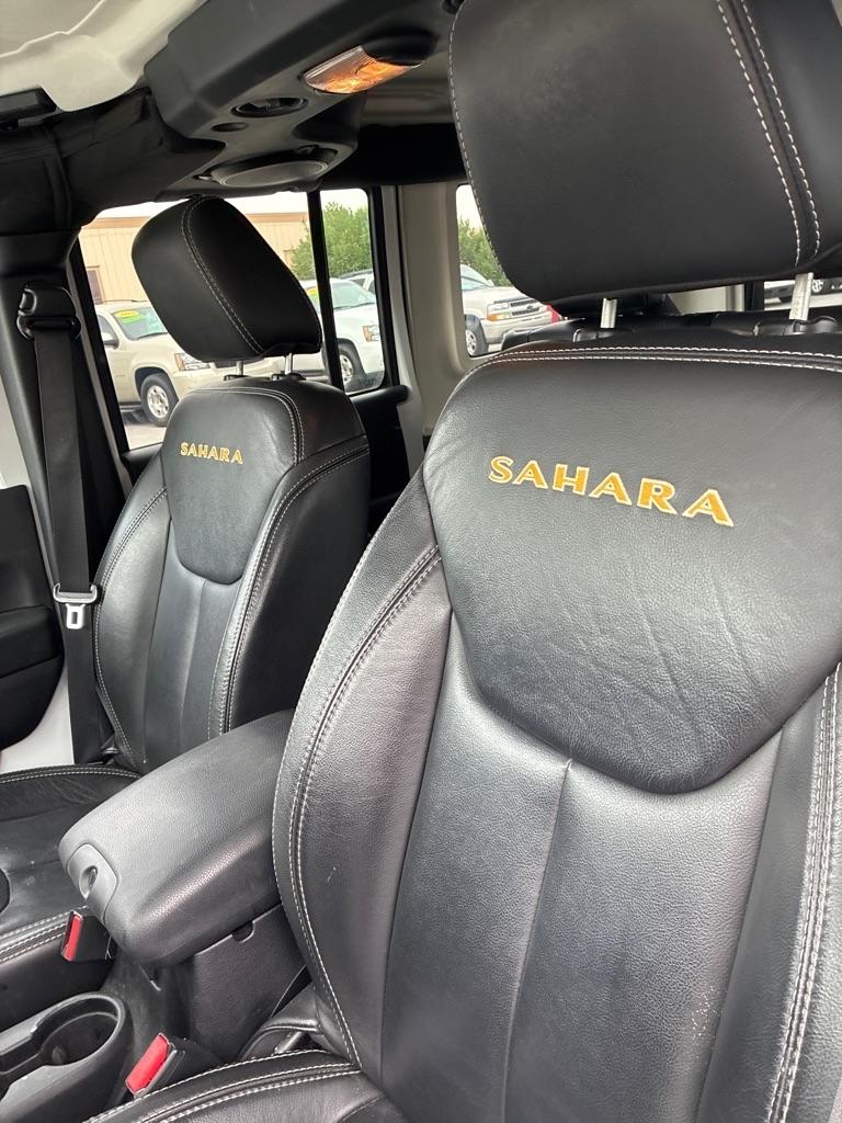 Jeep Wrangler Unlimited Sahara 4WD 2014