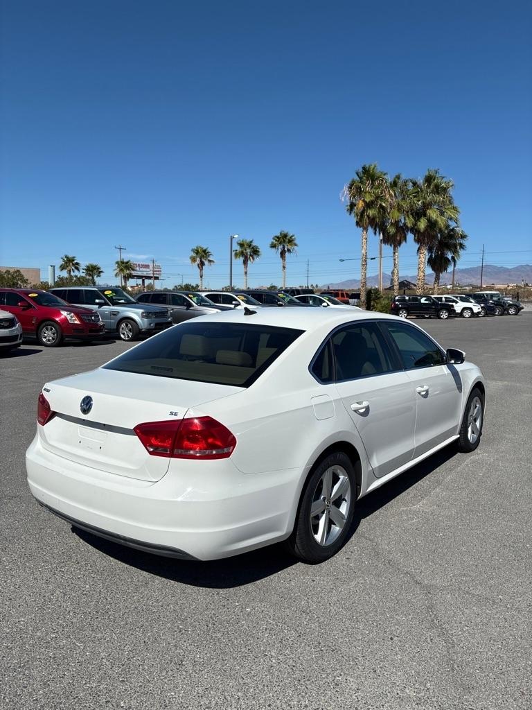 Volkswagen Passat 2.5L SE AT 2013