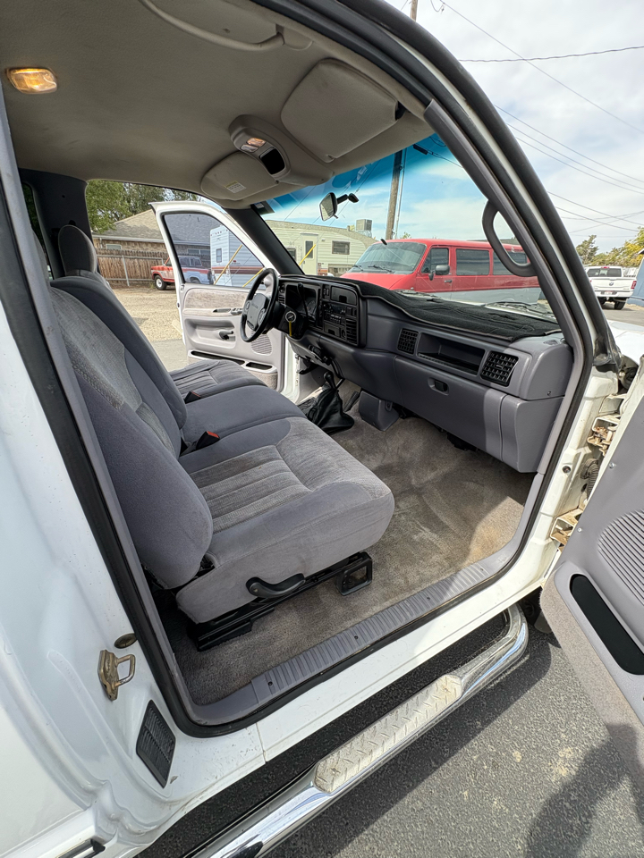 Dodge Ram 1500 Club Cab 139" WB 4WD 1997 Dodge Ram 1500 Club Cab 139" WB 4WD 1997