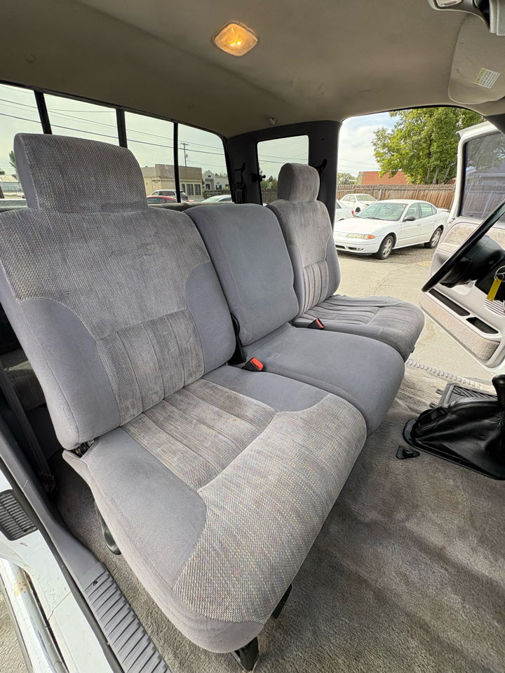 Dodge Ram 1500 Club Cab 139" WB 4WD 1997 Dodge Ram 1500 Club Cab 139" WB 4WD 1997