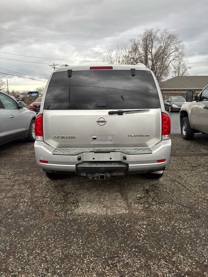 Nissan Armada 4WD 4dr Platinum 2010