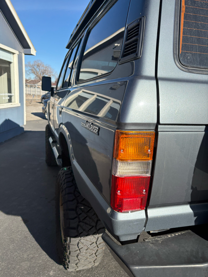 Toyota Land Cruiser  1988