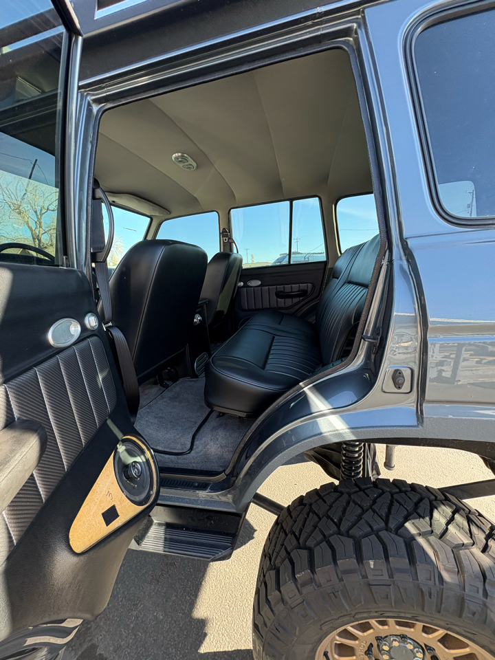 Toyota Land Cruiser  1988