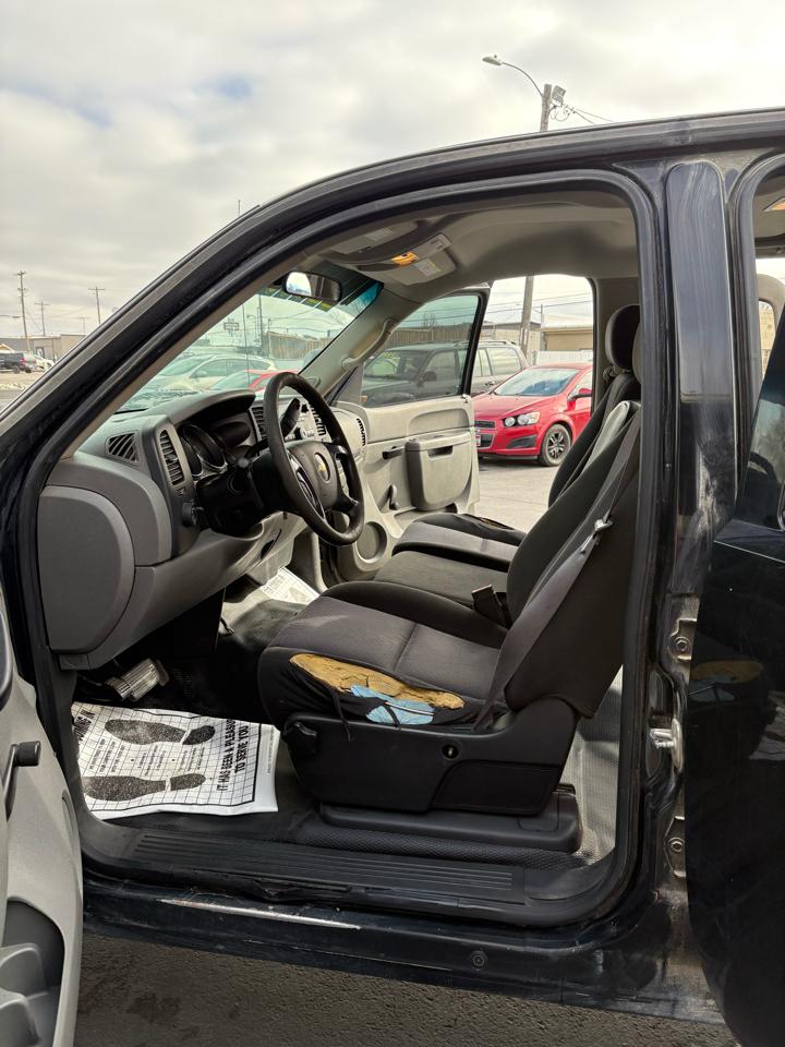 Chevrolet Silverado 3500HD 2WD Crew Cab 167.7" Work Truck 2013