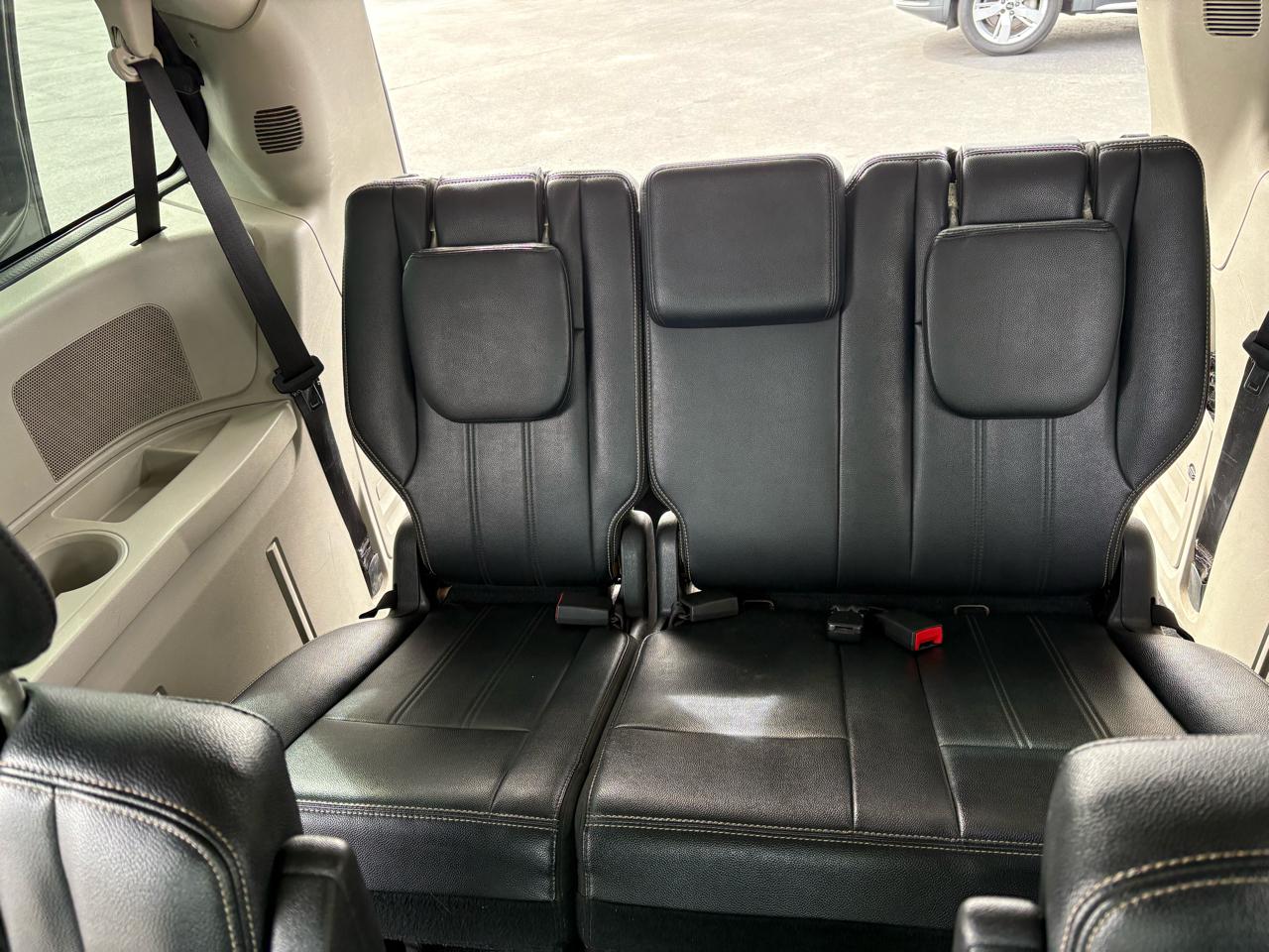 Chrysler Town & Country 4dr Wgn Touring 2015