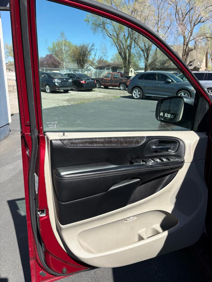 Chrysler Town & Country 4dr Wgn Touring 2015