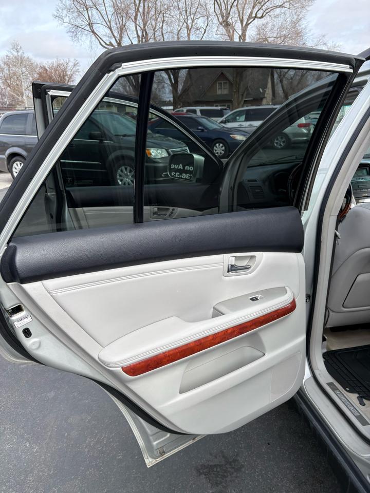Lexus RX 330 4dr SUV AWD 2004