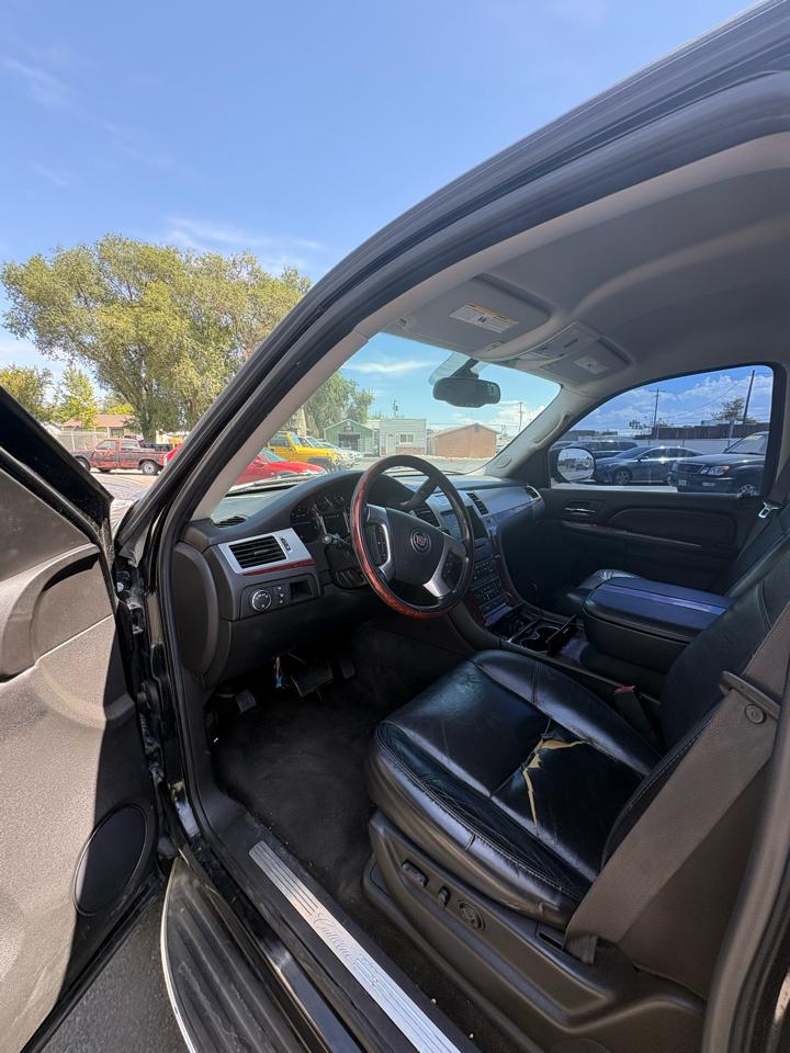 Cadillac Escalade 2WD 4dr 2007