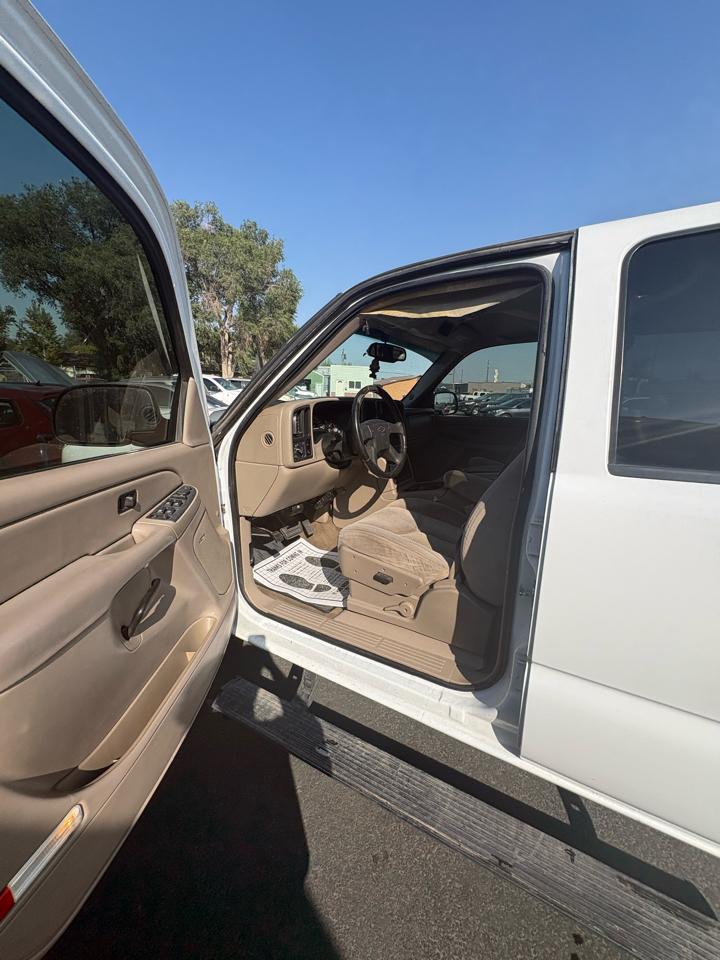 Chevrolet Silverado 1500 Crew Cab 143.5" WB 2WD LT2 2006