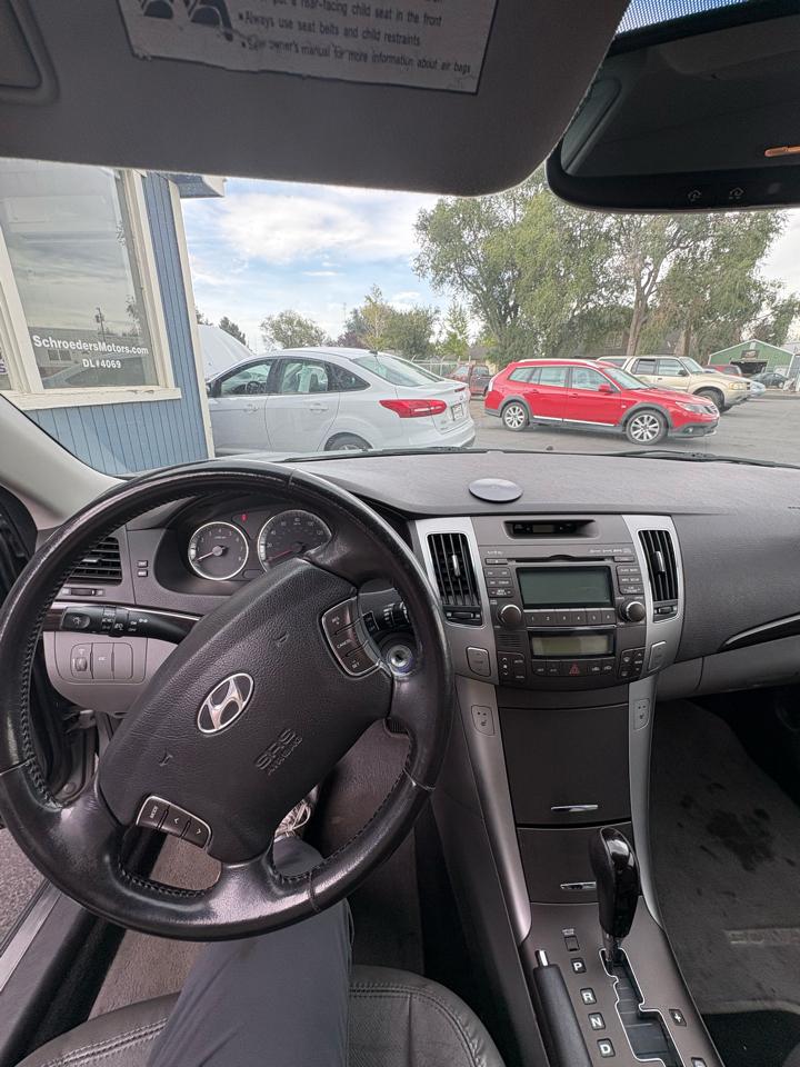 Hyundai SONATA SE/  2009