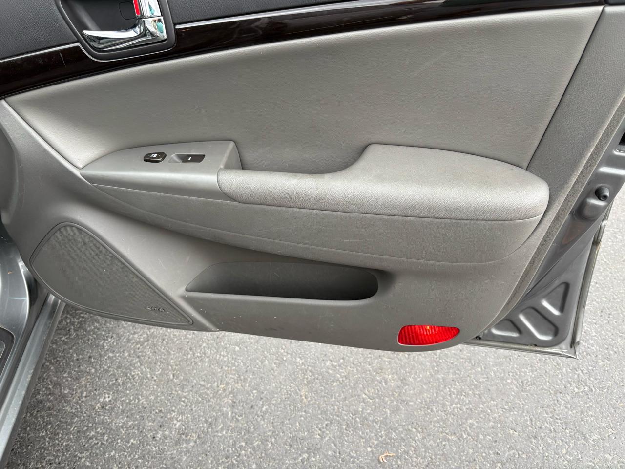 Hyundai SONATA SE/  2009