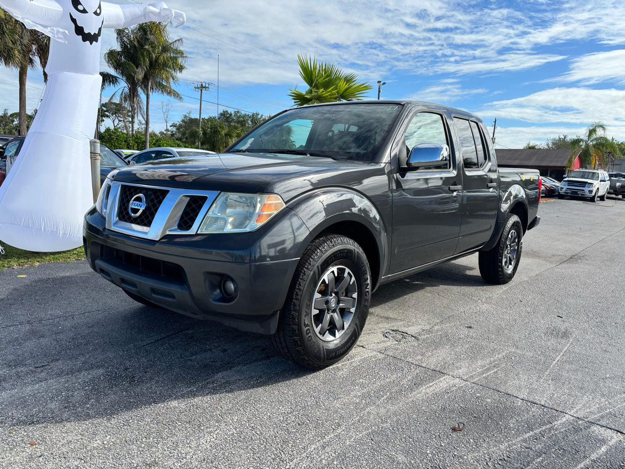 Nissan Frontier SL Crew Cab 5AT 2WD 2015 Nissan Frontier SL Crew Cab 5AT 2WD 2015