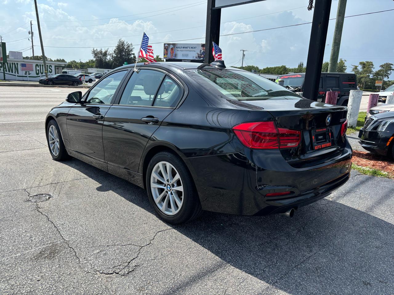 BMW 3-Series 320i Sedan 2018