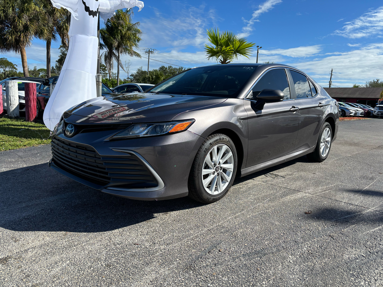 2022 Toyota Camry LE AWD