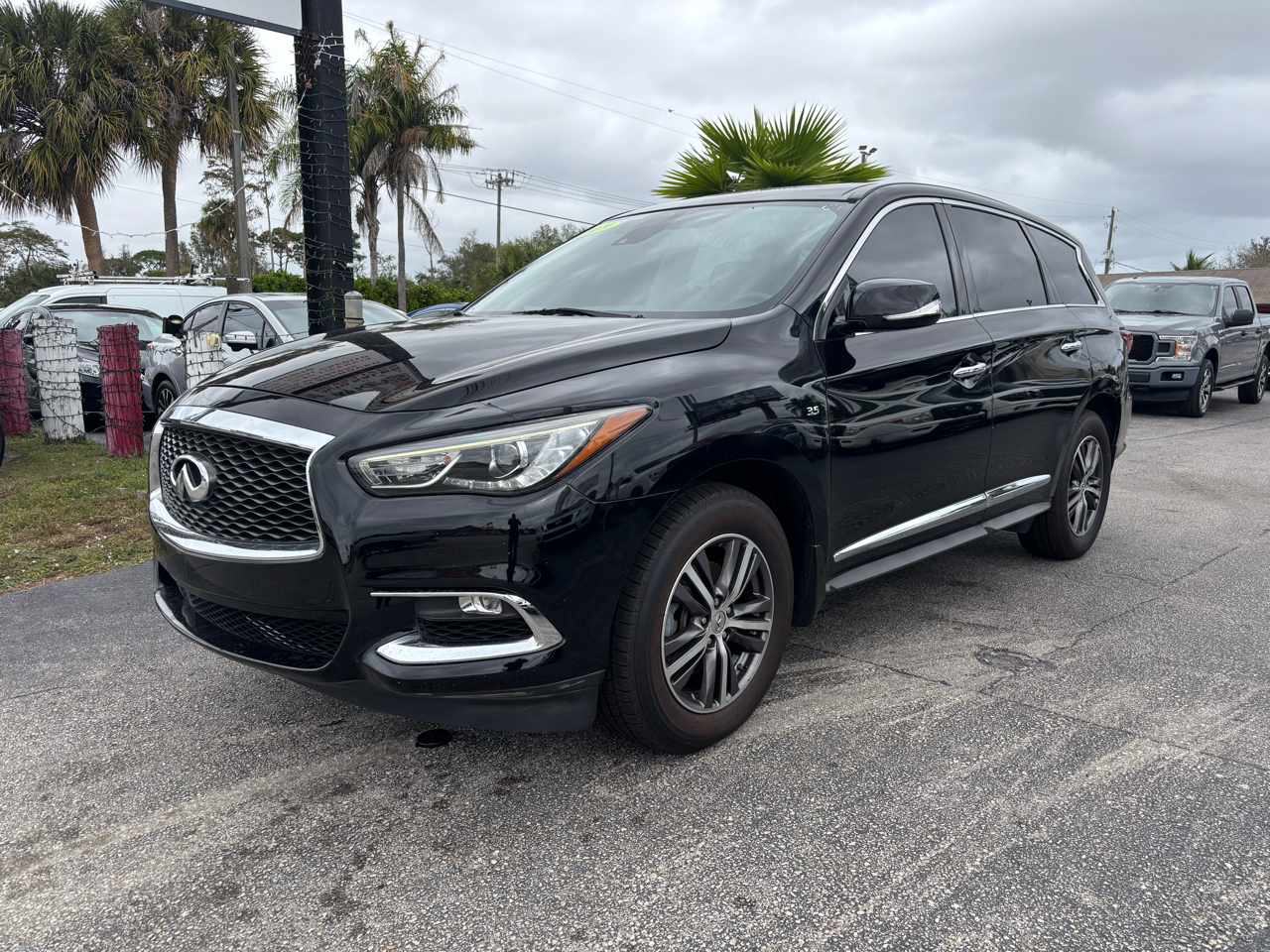 Infiniti QX60 PURE 2019