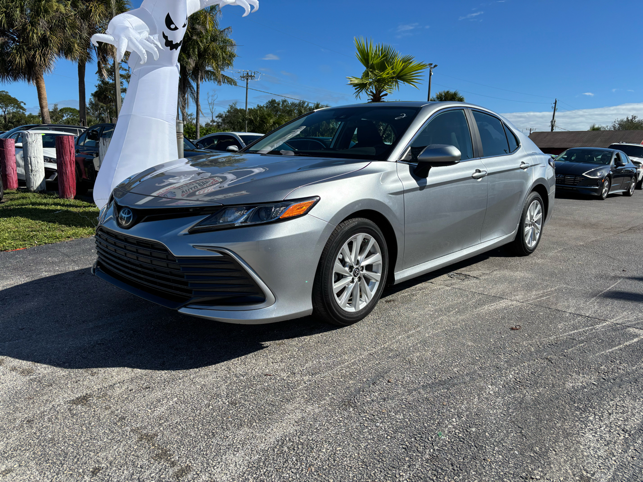 2023 Toyota Camry LE