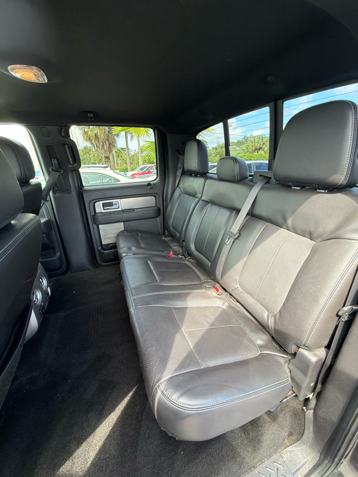 2014 Ford F-150 Platinum photo 2