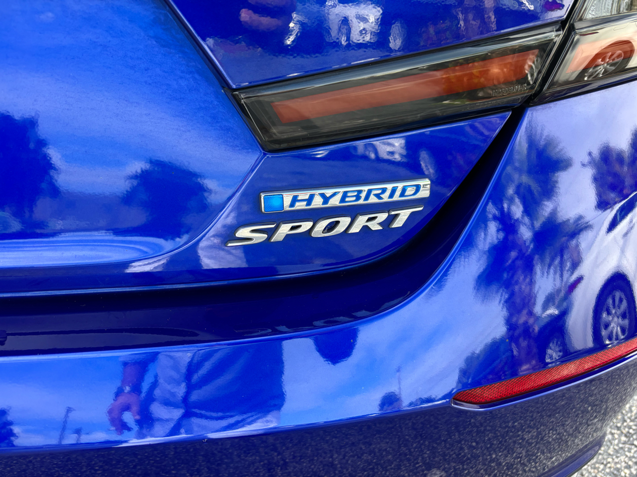 2022 Honda Accord Hybrid Sport photo 3