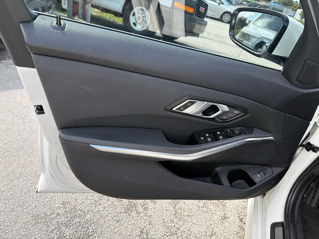 2019 Bmw 330i Sedan photo 2