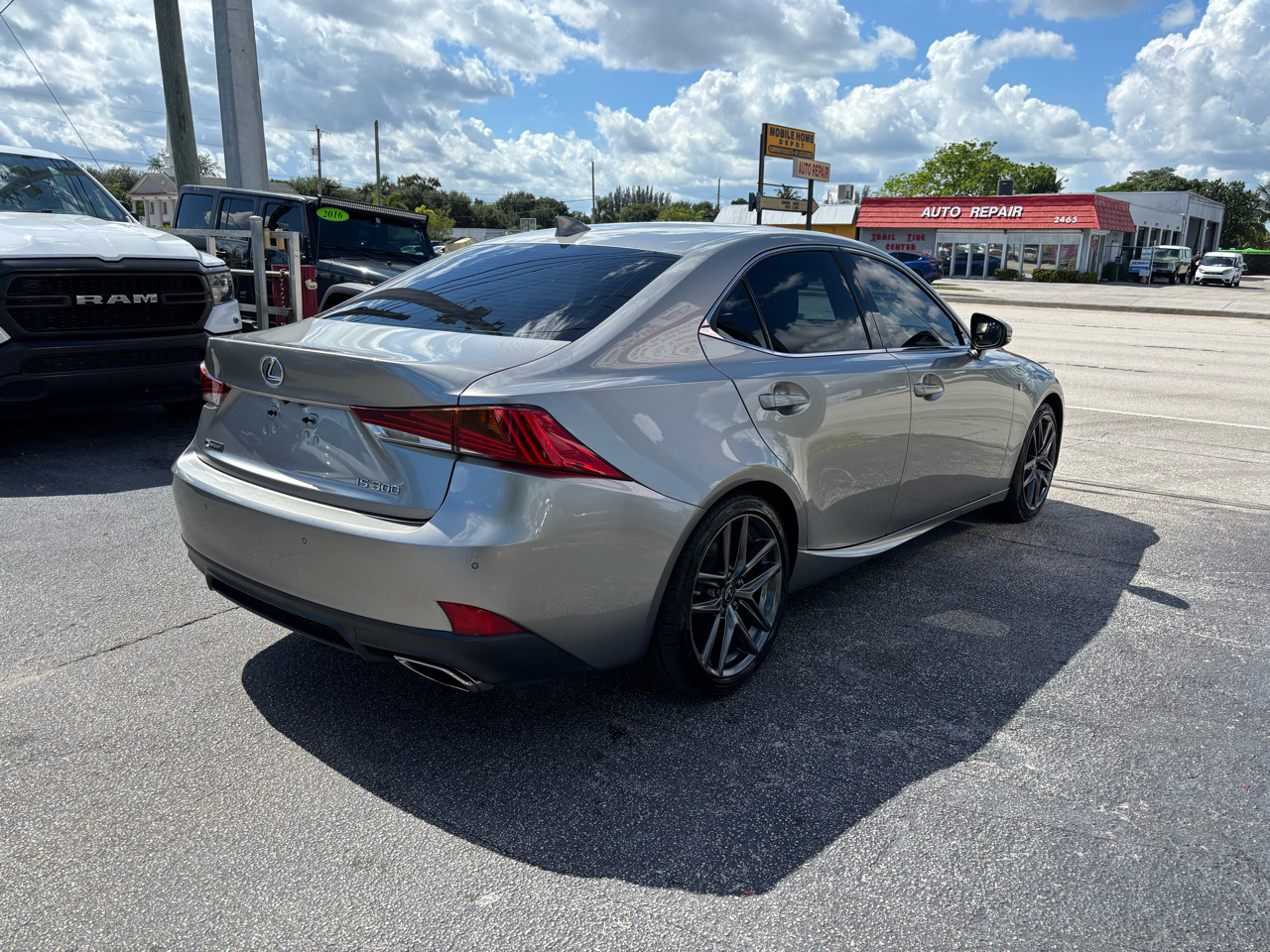 Lexus IS F SPORT 300 RWD 2020 Lexus IS F SPORT 300 RWD 2020