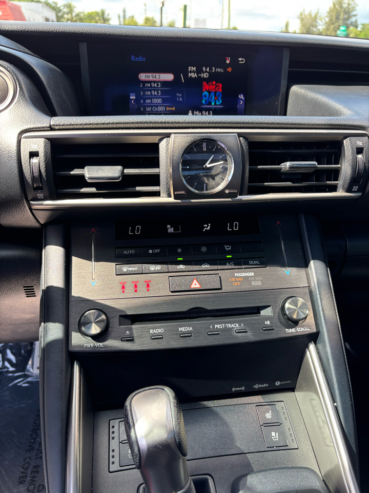 Lexus IS F SPORT 300 RWD 2020 Lexus IS F SPORT 300 RWD 2020