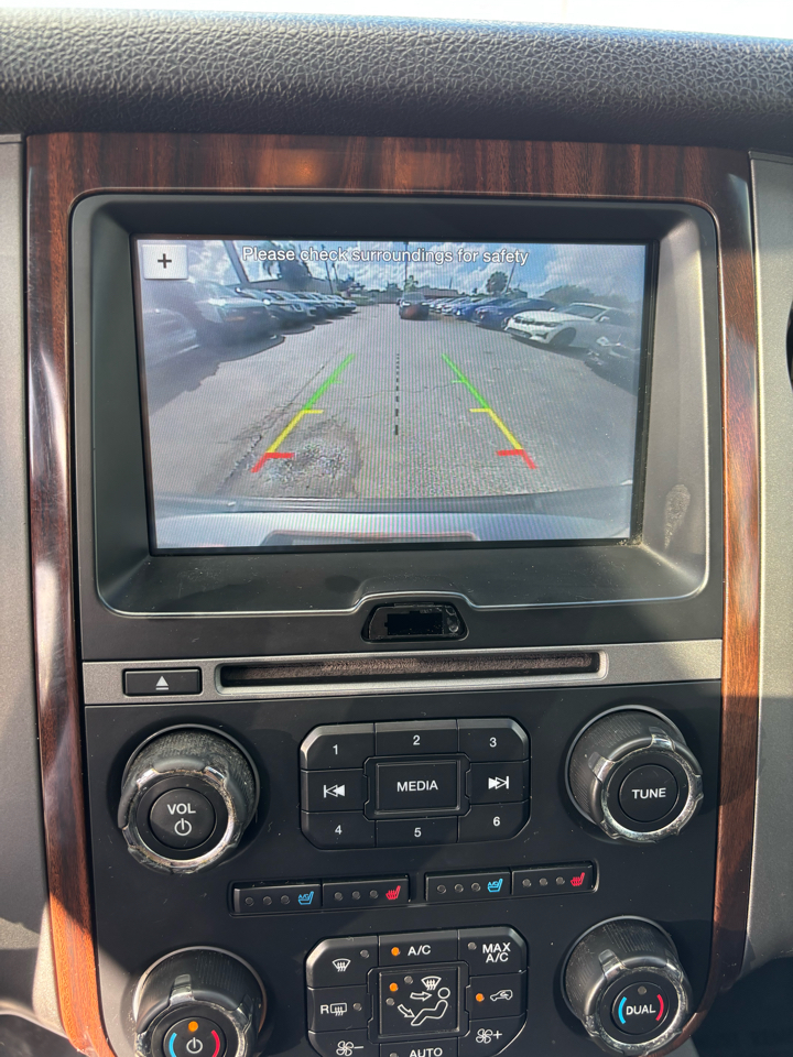Ford Expedition EL Platinum 4WD 2016 Ford Expedition EL Platinum 4WD 2016