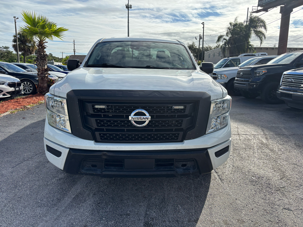 Nissan Titan S King Cab 2WD 2022 Nissan Titan S King Cab 2WD 2022