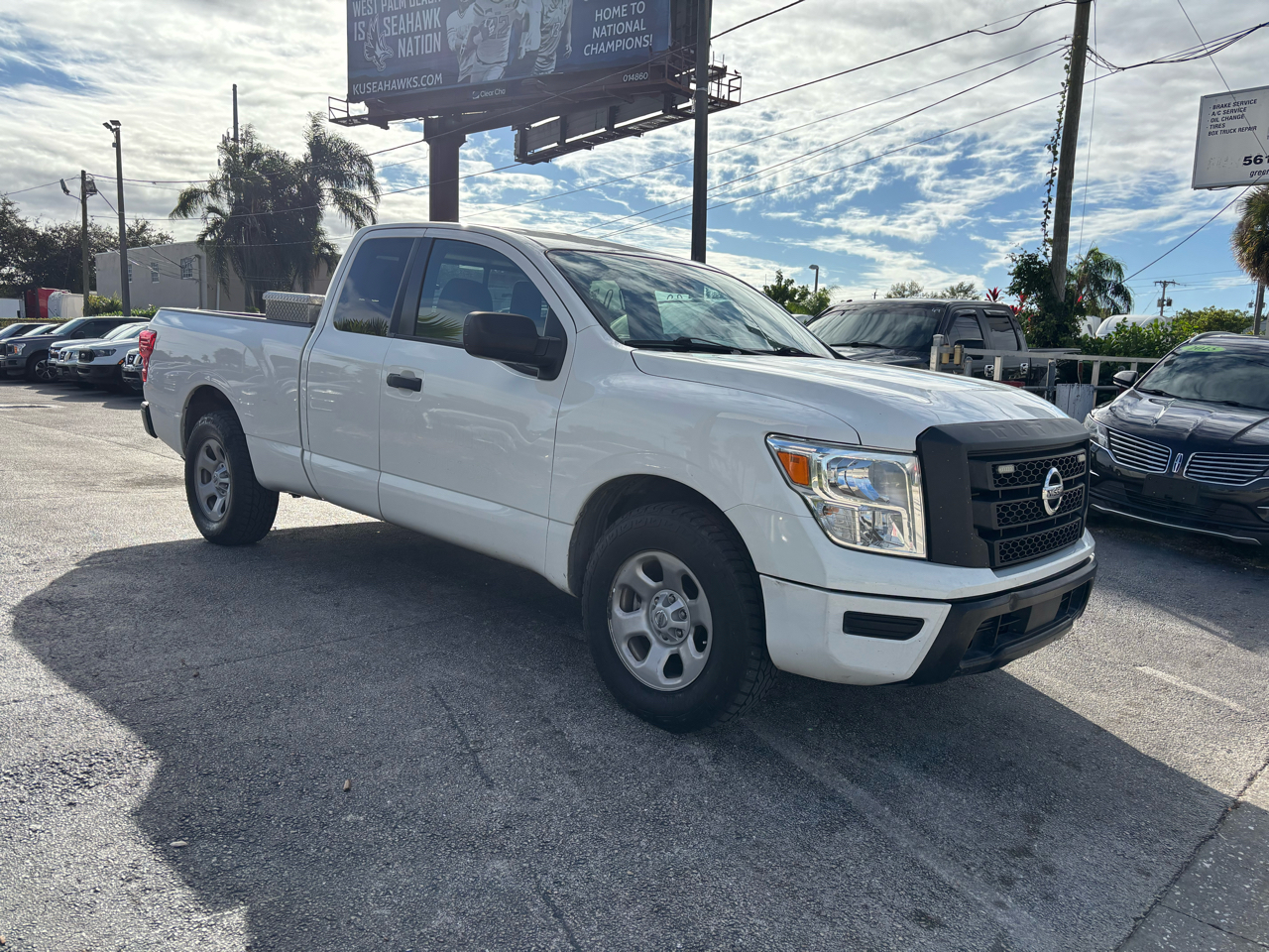 Nissan Titan S King Cab 2WD 2022 Nissan Titan S King Cab 2WD 2022